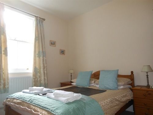 Rosalie 3* Penzance