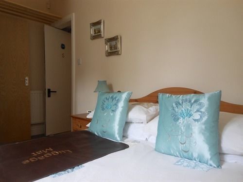 Rosalie 3* Penzance